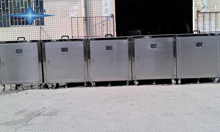 超聲波清洗機(jī)用什么水?放多少水合適? 超聲波清洗機(jī)用什么水?放多少水合適?