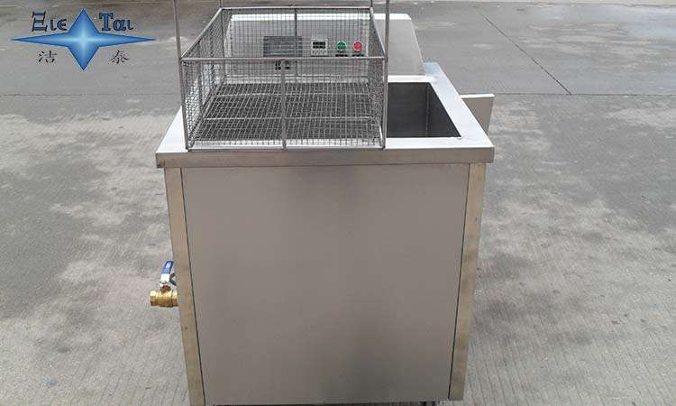 超聲波清洗設備最早應用于電子行業 超聲波清洗設備最早應用于電子行業