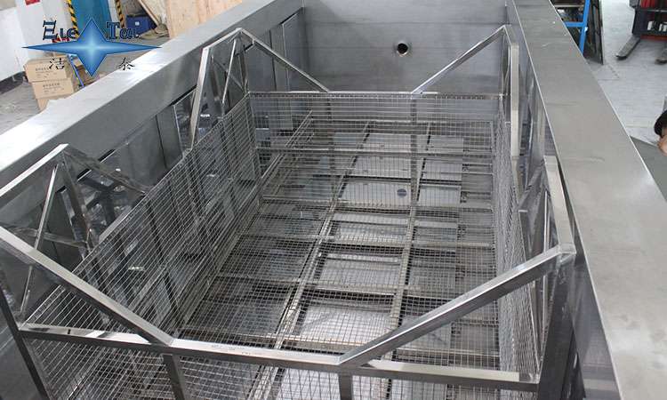 超聲波清洗機:高效去除表面污漬和細小污垢的先進設備 超聲波清洗機:高效去除表面污漬和細小污垢的先進設備