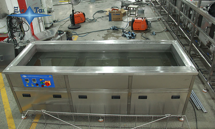 超聲波清洗機在金屬冶煉設備清洗中的應用與優勢 超聲波清洗機在金屬冶煉設備清洗中的應用與優勢