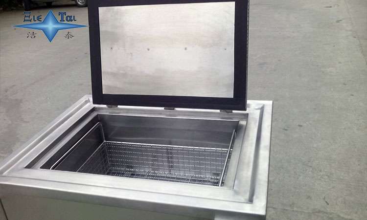 超聲波清洗技術在金屬化學儲罐清潔中的應用與優勢