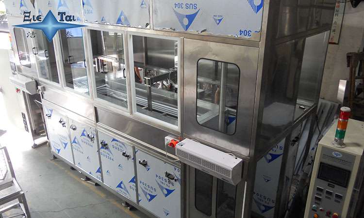 清洗塑料成型模具:超聲波清洗機的高效應用方法 清洗塑料成型模具:超聲波清洗機的高效應用方法