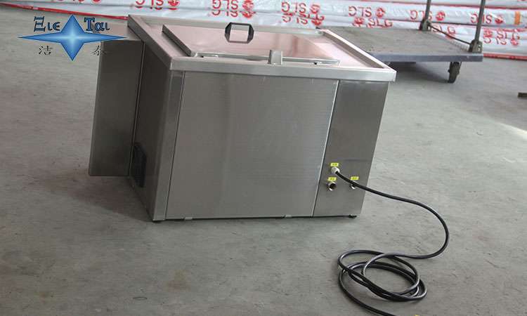 精密零件的清潔藝術:超聲波清洗器的完美協同 精密零件的清潔藝術:超聲波清洗器的完美協同