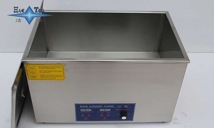 清洗科技引領者:超聲波清洗機在電子行業中的獨特地位 清洗科技引領者:超聲波清洗機在電子行業中的獨特地位