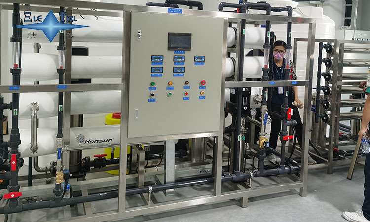 深入了解超聲波清洗機清洗槽:結構、材質與性能影響因素 深入了解超聲波清洗機清洗槽:結構、材質與性能影響因素